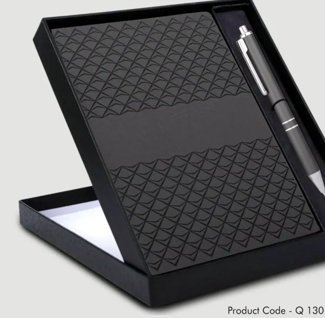 Q130 A5 Notebook & Loop Metal Pen