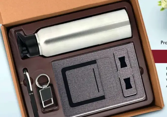 Q118 4-in-1 Gift Set with Phone Stand